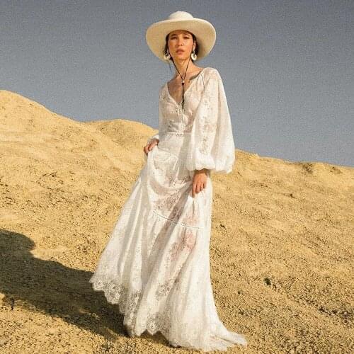 Lantern Sleeve Lace Wedding Dresses V-Neck Backless Boho Bridal Gowns Fashion Vestido De Noiva Chic DW552