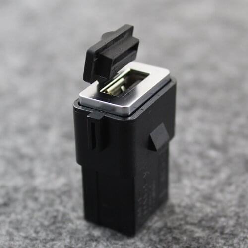 30775252 Car USB interface Socket For Volvo S80 S60 XC60 S40 C30 V60 C70 S40 V50 2007 2008 2009 2010 2011 2012 Car accessories