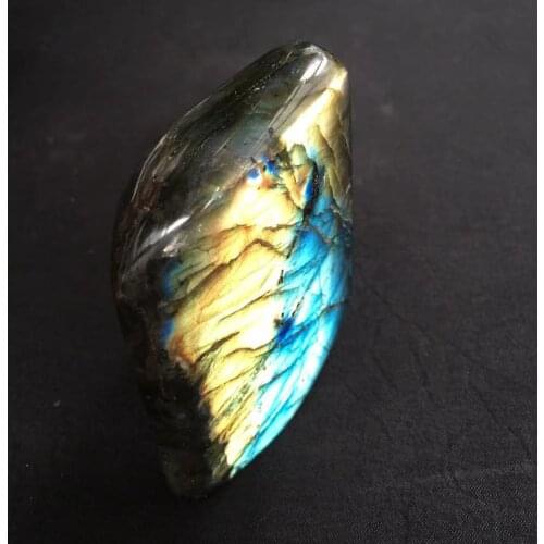231g natural labradorite irregular healing crystals can stand (only 1pcs ​The pictured is the exact one you will receive)