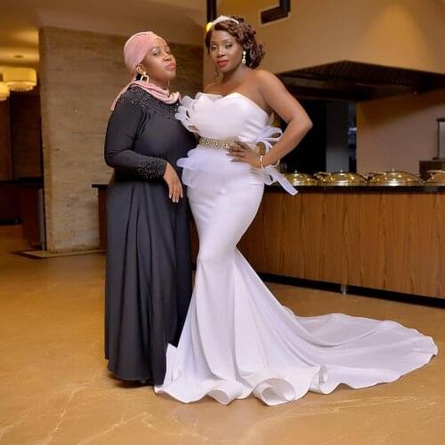 YiMinpwp New Design Mermaid Wedding Dresses Sweet Heart Backless Sash Crytal Beads Ribbon Plus Size Bridal Gowns for Women