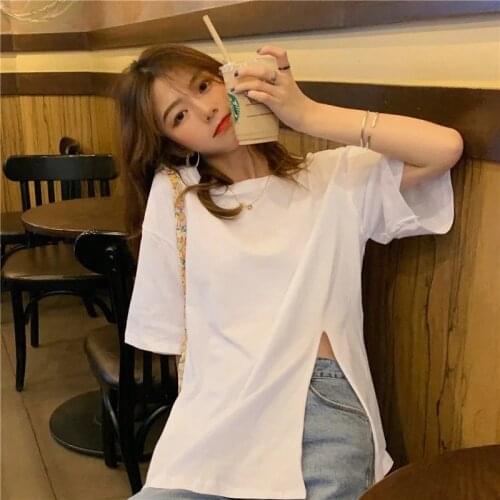 2021 New Solid Color Split Short Sleeve T-shirt Womens Summer Design Slit Large Loose Top Half Sleeve