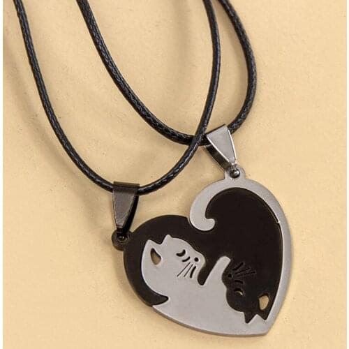 Animal Pendant Black White Cat Stitching Necklace Simple Friendship Gift Heart Shape Gold White Cat Cute Couple Jewelry Necklace