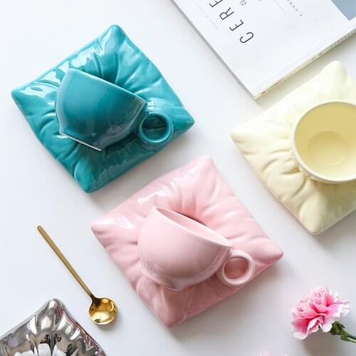 Net-a-Porter Creative Macarone Pillow Pack Coffee Ice Cream Nordic Wind Ceramic Mug Mugs Coffee Cups Set Cute Cups and Coasters