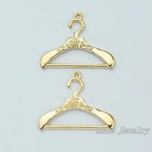 8 pcs quality Champagne Gold Hanger alloy Pendant charm DIY Womens Fashion Bracelet Jewelry Findings JC-685
