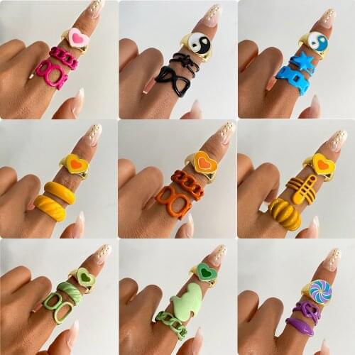 IPARAM Vintage Colorful Heart Rings Set for Women Fashion Gold Geometric Chain Metal Love Heart Joint Ring Jewelry Wholesale