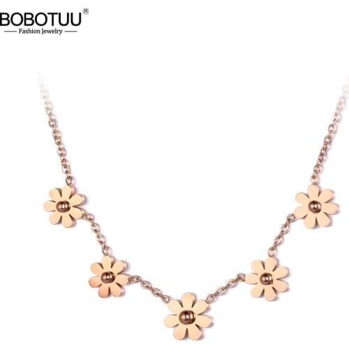 BOBOTUU Trendy Jewelry 5 Daisy Flowers Charms Necklace Stainless Steel Rose Gold Color Cute & Casual For Girl Gift BN18073
