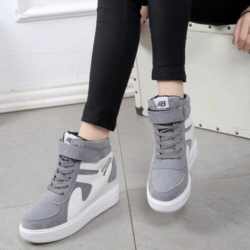 2021 New Fashion Velcro Platform Invisible Elevated Muffin Shoes High-Top Shoes Color Matching Matte Leather