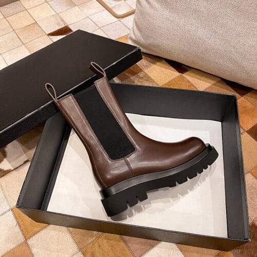 New Luxury Chelsea Boots Women Ankle Boots Chunky Winter Shoes Platform Ankle Boots Slip On Chunky Heel BV Boot Brand Designer