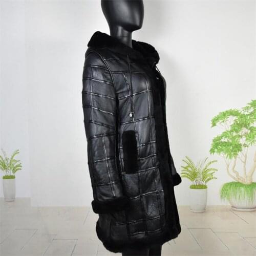 Real Sheep Skin Fur Splicing Winter Extended Tops Warm Leather Women Clothing Hat Sheepskin Long Natural fur Coat