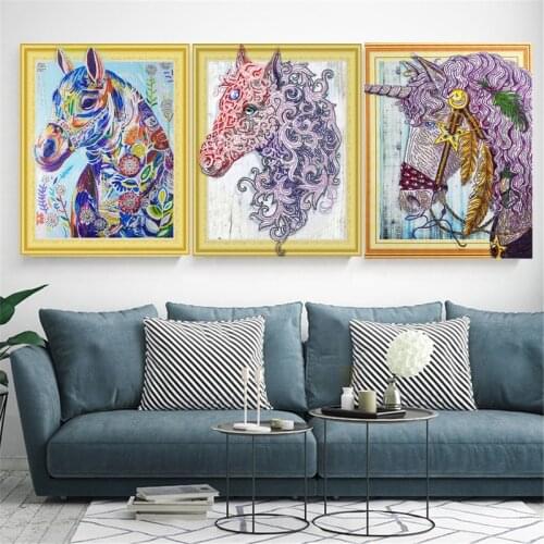 High Quality 40*50CM Special Shaped Diamond Painting Cross stitch Diamond Embroidery Horse Picture Of Rhinestones Home Decor
