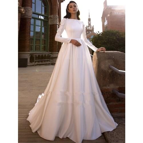 New Simple Satin Wedding Dress 2021 Long Sleeves A Line Bride Gowns Lace 3D Flowers Vintage Arabric Formal Wedding Gowns