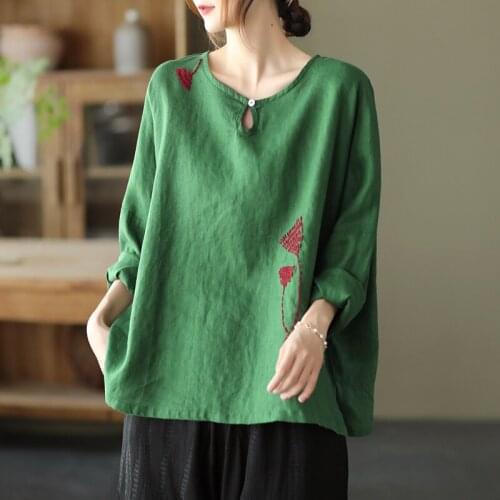 Johnature Linen Women T-shirts O-Neck Long Sleeve Loose Solid Color Embroidery Tees 2021 Autumn New Button Vintage T-shirt