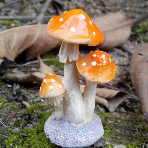 3 Head Mushroom Miniature Fairy Garden Terrarium Figure Dollhouse Decor B85C