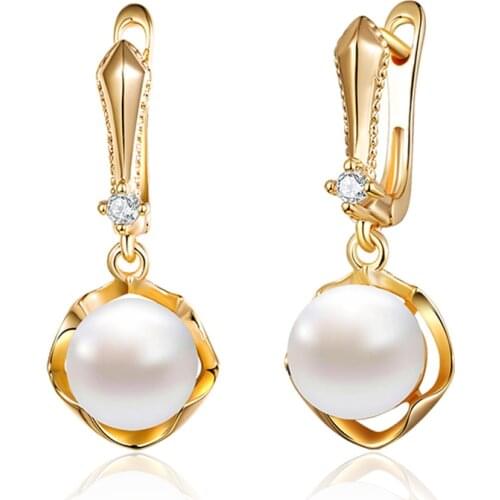 Creative Pearl Drop Earrings for Women Jewelry Gold Silver Color Cubic Zirconia Geometric Dangle Earrings with Pearl Girls Gifts