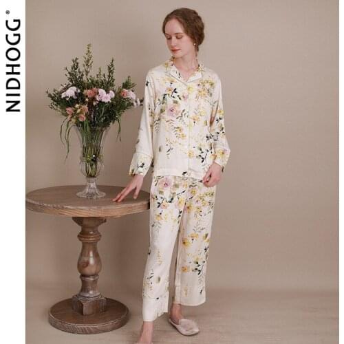 Autumn Satin Lapel Pajamas Viscose Long Sleeve Long Pants Pijamas Fresh Elegant Rose Flower Printing Sleepwear White 2 Piece Set
