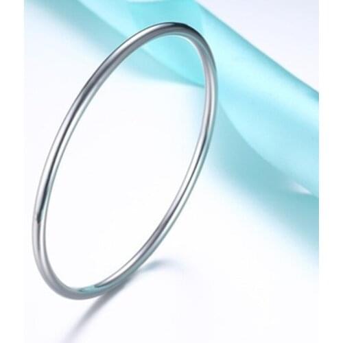 2021 Fashion Accessories Simple Style Stainless Steel Material Smooth Temperament And Charm Bracelet Suitable For Women