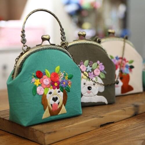 DIY Embroidery Kit of Kissing Bag Wallet Handbag Cross Stitch Set for Beginner Needlework Sewing Art Handicraft Friend Gifts