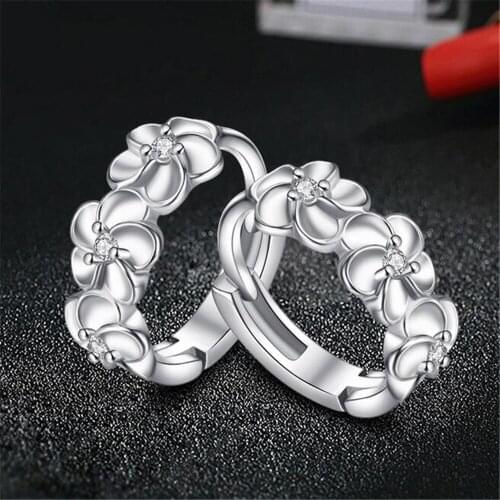 WQQCR NEW new Korean silver 2X5MM jewelry earrings big flower earrings female prisoner fashion elegant sweet summer earrings