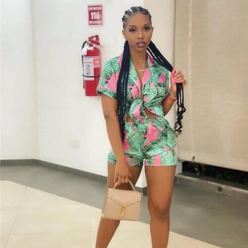 FUFUCAILLM Women’s Two Piece Outfits Tropical Flower Print Short Sleeve Button Down Tops and Shorts Set Holiday Beach Streetwear