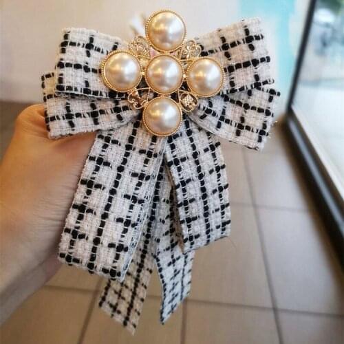 Classic Black White Plaid Bow Tie Womens College Style British Korean Bank Stewardess Student Shirt Pearl Cross Collar Flower