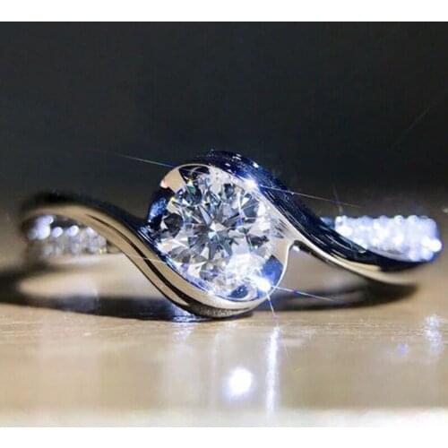 Fashion Silver Color Round Cutting White Zircon Ring Twist Arm Trendy Women Luxury Engagement Ring Wedding Jewelry