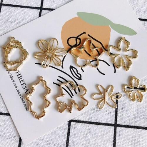 6PCS Trendy Alloy Pendant Flower Elegant and Sweet Golden Pearl Charms for Jewelry Making DIY Necklace Findings