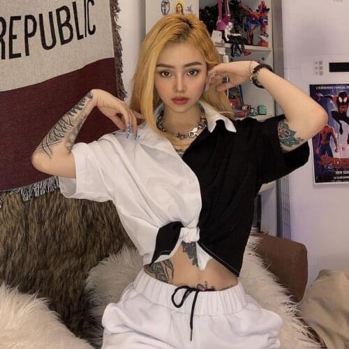 2021 Spring Sexy Black White Patchwork T Shirt Women Tops Tees New Casual Street Short Sleeves Lapel Simple Femme Outfits