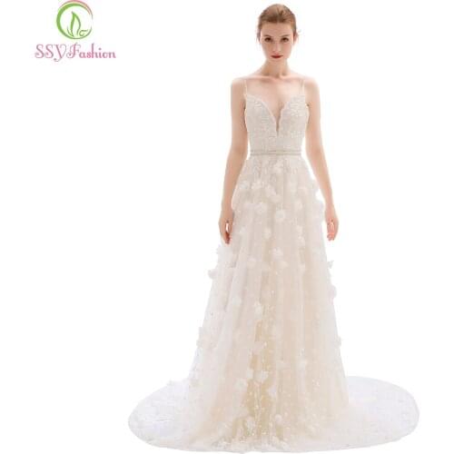 SSYFashion New High-end Evening Dress Luxury Champagne V-neck Sleeveless Sexy Backless Sweep Train Lae Flower Prom Party Gown