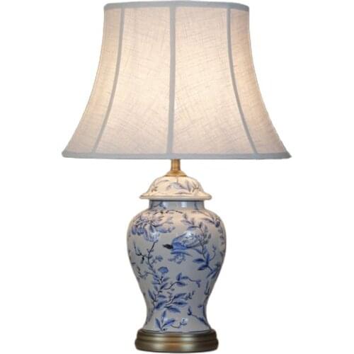 New Chinese Blue And White Ceramic Table Lamp Entrance Bed Room Foyer Porcelain Modern Desk Light D53