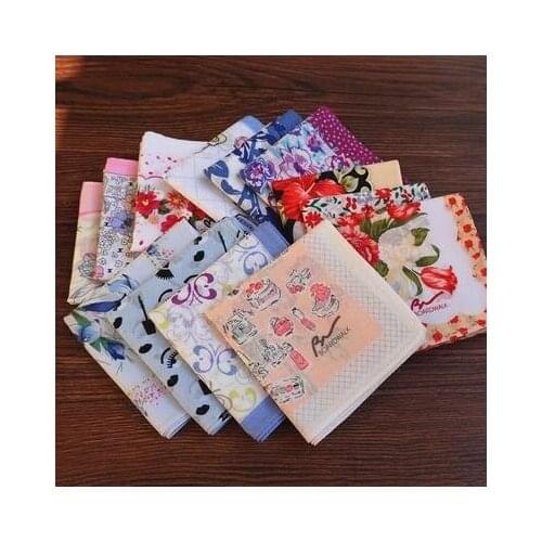 Clean, lovely, soft and light lady printed cotton handkerchief, pure cotton sweat wiping handkerchief