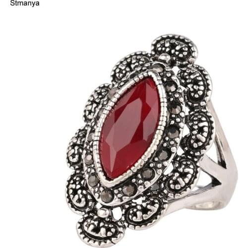 Stmanya Rings