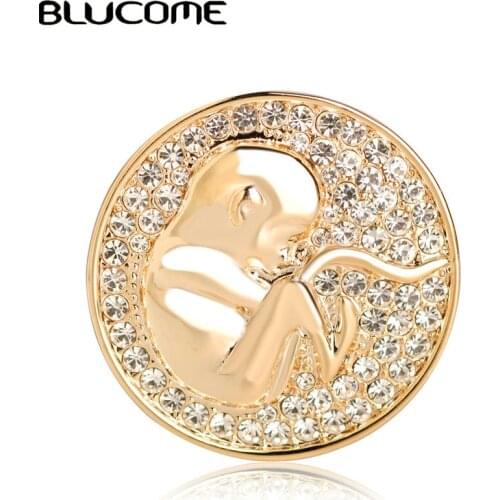 Blucome Fashion Round Coin Shape Baby Pattern Crystal Alloy Brooch Scarf Suit Pins Party Anniversary Gifts Clothing Accessories