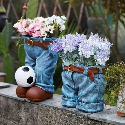 LARGE GARDEN STATUE YARD BALCONY VASE FIGURINES HOME FURNISHING DECOR HALF LENGTH FIGURE IN JEANS PLAYING FOOTBALL FLOWER POT