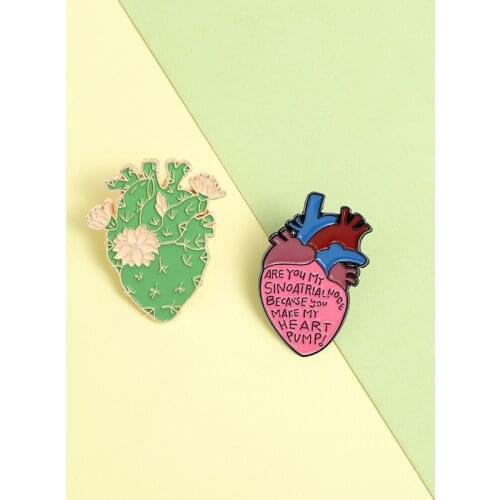 Anatomy Heart Enamel Pin Lovely Quote Brooches for Doctor and Nurse Bag Lapel Pin Cartoon Medical Badge Jewelry Gift Wholesale