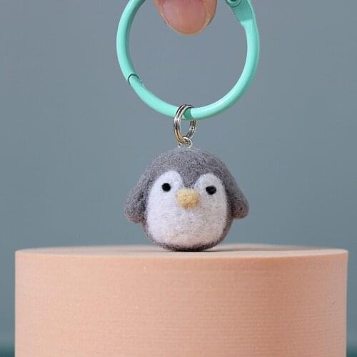 Non Finish Felt Kit Tiny Small Penguin Wool Needle Felt Kit Package DIY Handmade Doll Toy Penguin Gift For Friend Girls