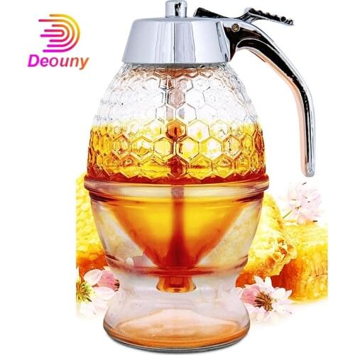 DEOUNY Honey Dispenser No Drip Acrylic Maple Syrup Dispenser Beautiful Comb Shaped Pot Jar With Stand Kitchen Home Drinkware