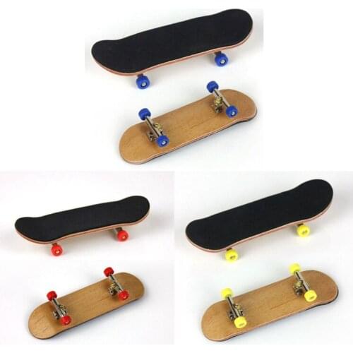 1 Set Wooden Fingerboard Skateboard with Box Children Deck Sport Game Gift Maple Novelty Finger Toy for Adults Kids
