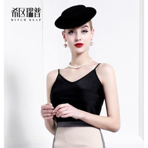 Original Designer Brand 2021 Spring And Summer New Black And White Solid Color Bottom Coat Suspender Skirt