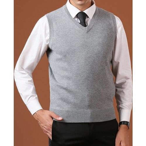 Sweater Vest Men 2021 New Fashion Wool Vest Mens Vest Sleeveless Solid V-Neck Wool Pullovers Men Brand Clothes