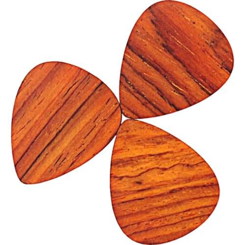 3x Wooden Guitar Picks - Hearted Shape - Instrument Accessories