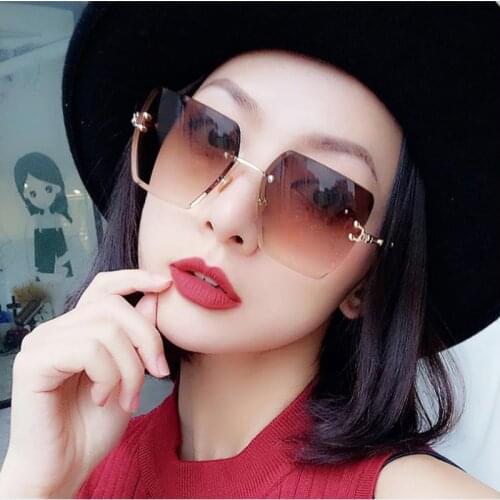 2021 New Rimless Polygon Sunglasses Women Men Retro Luxury Cat Eye Sun Glasses Woman Fashion Metal Gradient Shades Oculos De Sol