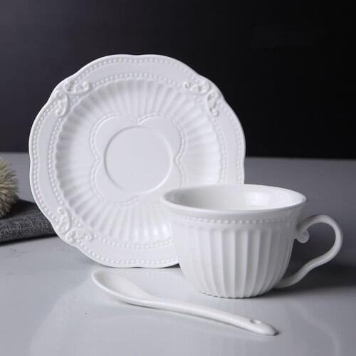 European Style Relief Coffee Cup and Saucer Spoon Set White Ceramic Coffee Milk Mug For Tea Kitchen Bar Supplies Coffeeware Set