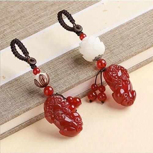 Classic Natural Stone Chalcedony Pixiu Pendants Charms Car Keychain Brave Troops Chinese Fengshui Beast Bring Lucky and Wealth