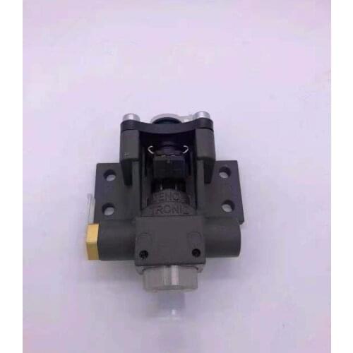 Urea nozzle / Metering injection valve / 0444011016