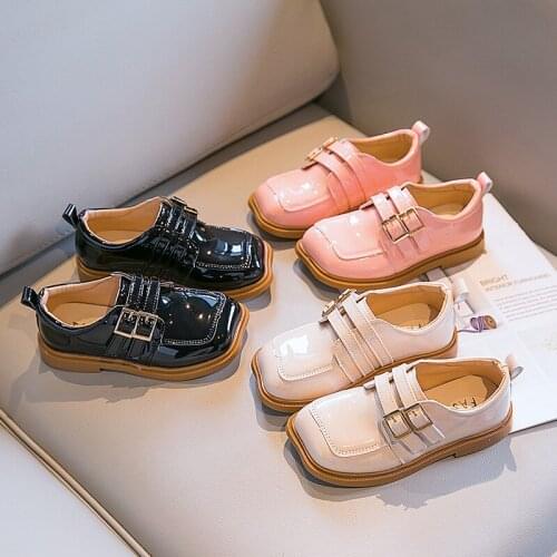 Kids Flat Shoes Childrens Casual Sandals School Girls Princess Pu Leather Shoes Non-Slip Kids Retro Hollow Soft Bottom Loafer