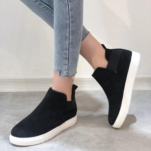 Lady 2021 summer suede round head flat shoe casual fashion lady loafer single shoe large size