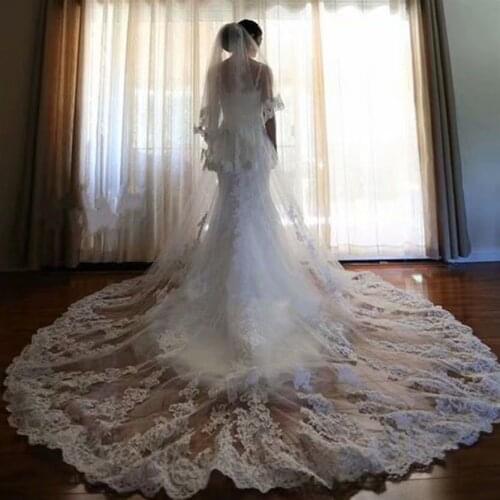 2019 Two Layers Wedding Veil With Comb Lace Appliqued Tulle Bridal Accessories Cheap