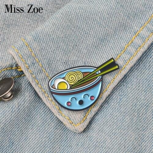 Japanese-style Ramen Enamel Pins Smile Noodle Badges Custom Brooches Pastel Lapel pin Denim Shirt Cartoon Food Jewelry Gift
