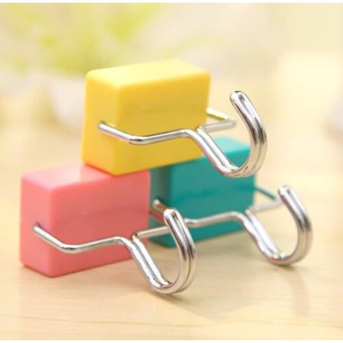 Japanese creative home suction magnetic hook microwave oven no trace nail-free hook random color