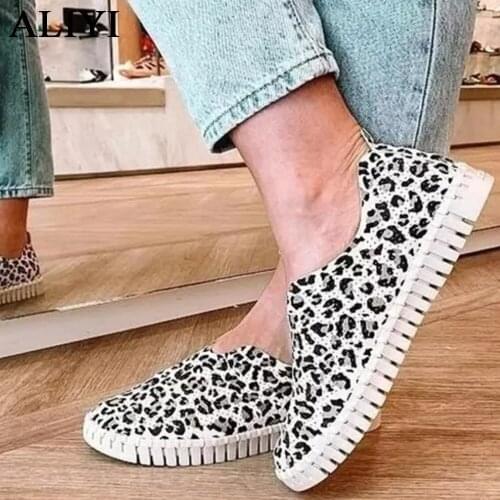 Hollow-Out Breathable Loafers Women 2021 Autumn Leopard Print Ladies Soft Slip On Comfy Casual Shoes 35-43 Large-Sized Flats